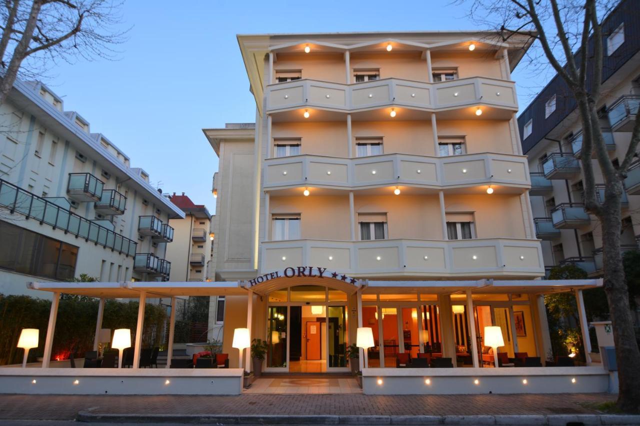 Hotel Orly 切塞纳蒂科 外观 照片