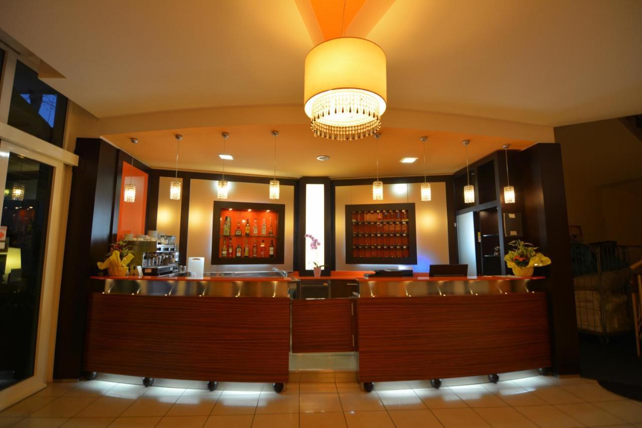 Hotel Orly 切塞纳蒂科 外观 照片